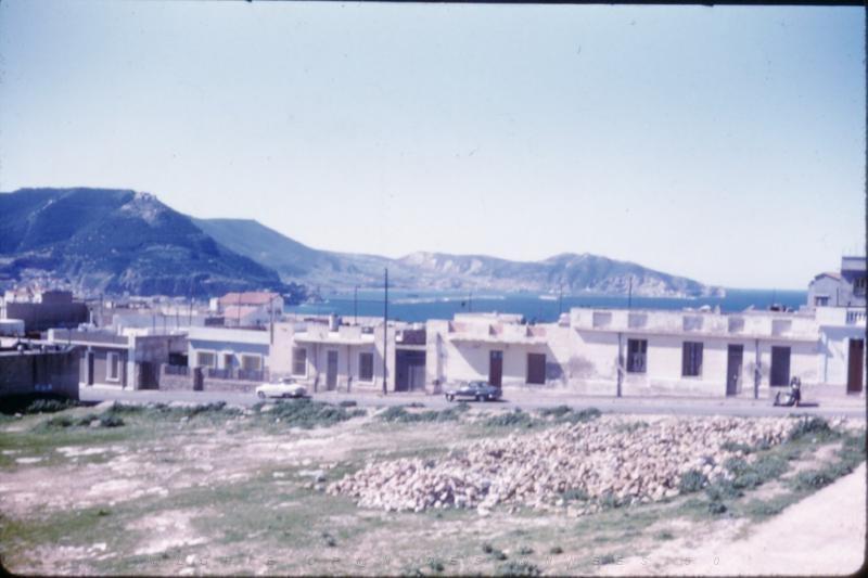 Oran 1956  rue Alexandre Lunois et le Murdjadjo vus du 12 rue Gal Loverdo 2.jpg